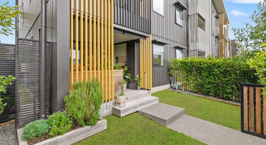  at 4/45 Cessna Crescent, Mangere, Manukau City, Auckland