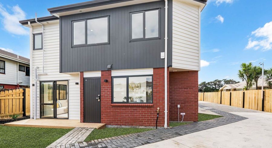  at Lot 1, 42 Kopara Drive, Clendon Park, Manukau City, Auckland