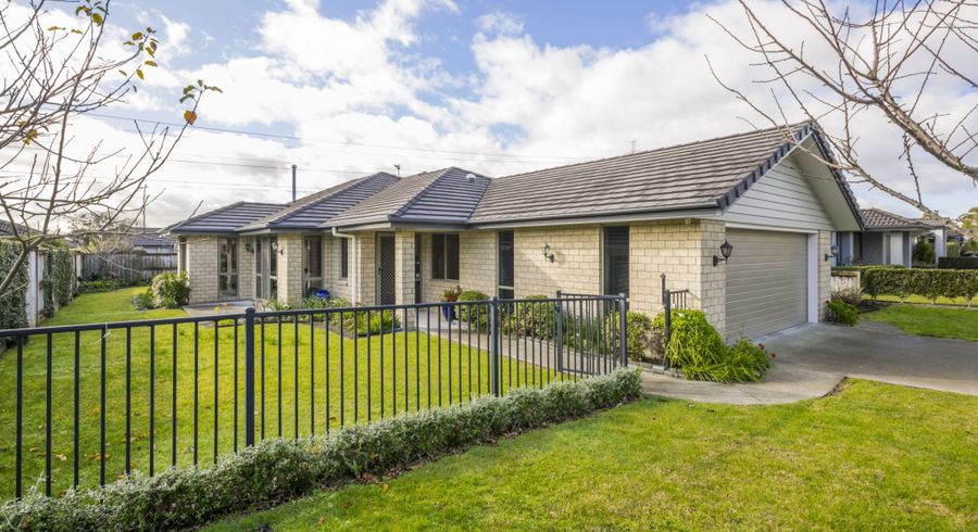  at 16 Silkwood Crescent, Karaka, Papakura