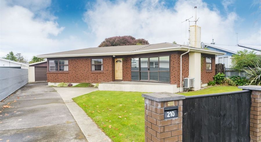  at 210 Milson Line, Milson, Palmerston North