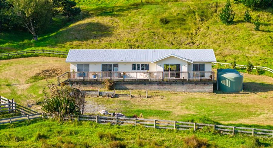  at 2269 South Head Road, South Head, Rodney, Auckland