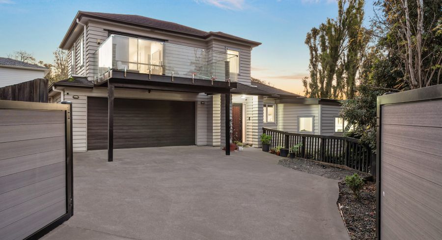  at 10A Beeche Place, Birkdale, North Shore City, Auckland