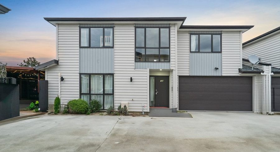  at 15 Rosarina Lane, Takanini, Papakura, Auckland