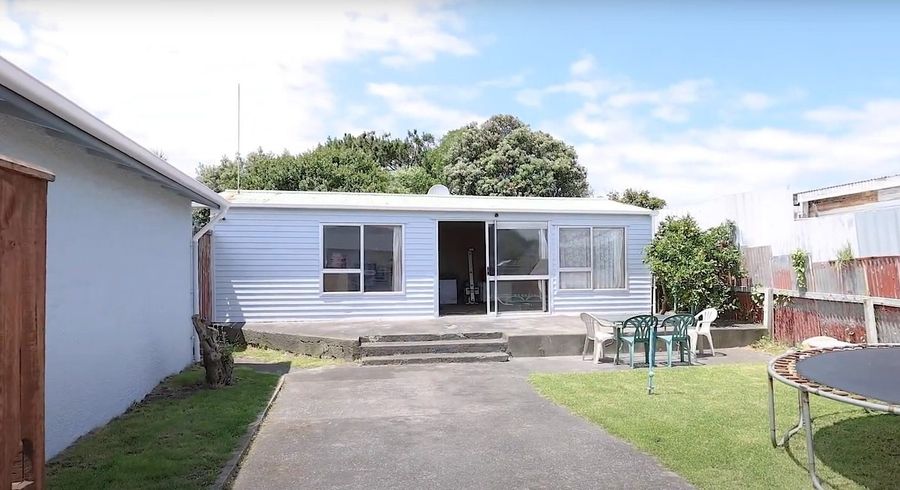  at 8A Taupata Street, Castlecliff, Whanganui, Manawatu / Whanganui