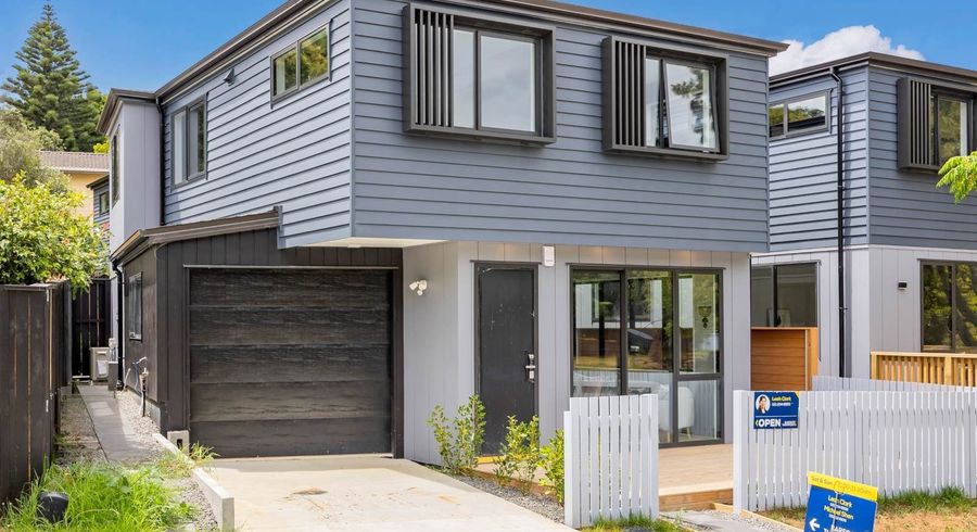  at 87c Salamanca Road, Sunnynook, North Shore City, Auckland