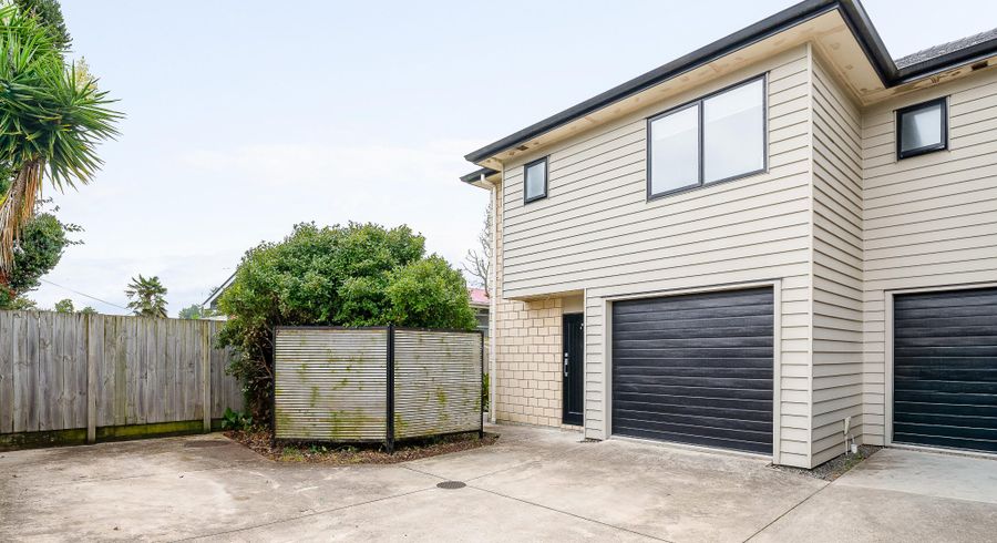  at 4/56 Storey Avenue, Forest Lake, Hamilton, Waikato