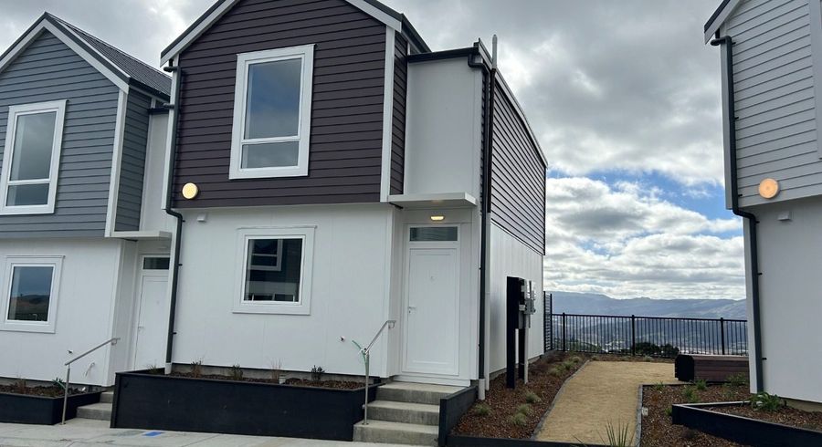  at 5/30 Adventure Drive, Whitby, Porirua, Wellington