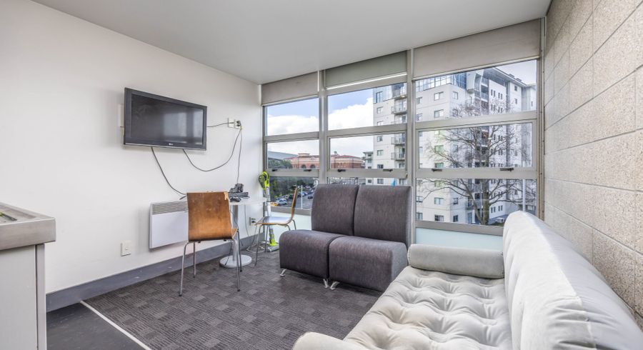  at 412/133 Beach Road, Auckland Central, Auckland