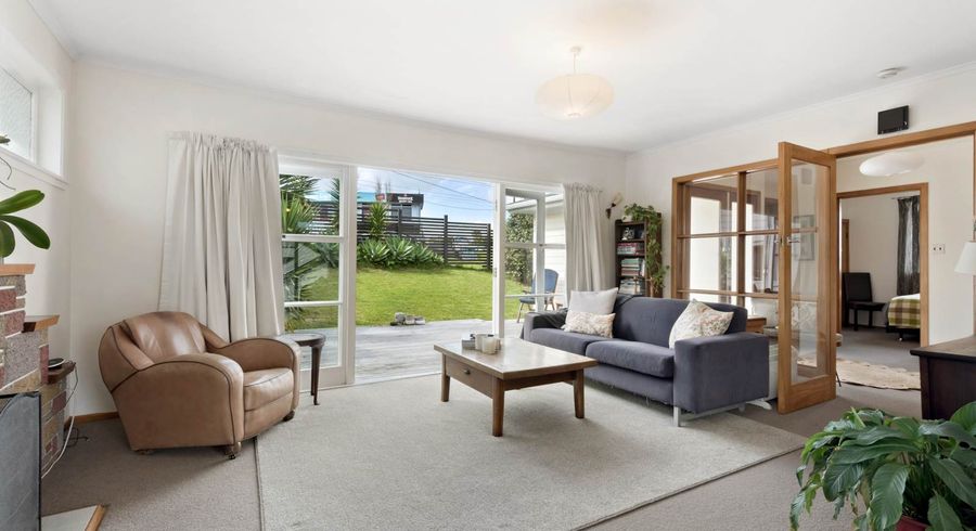  at 15 Havelock Avenue, Forrest Hill, Auckland