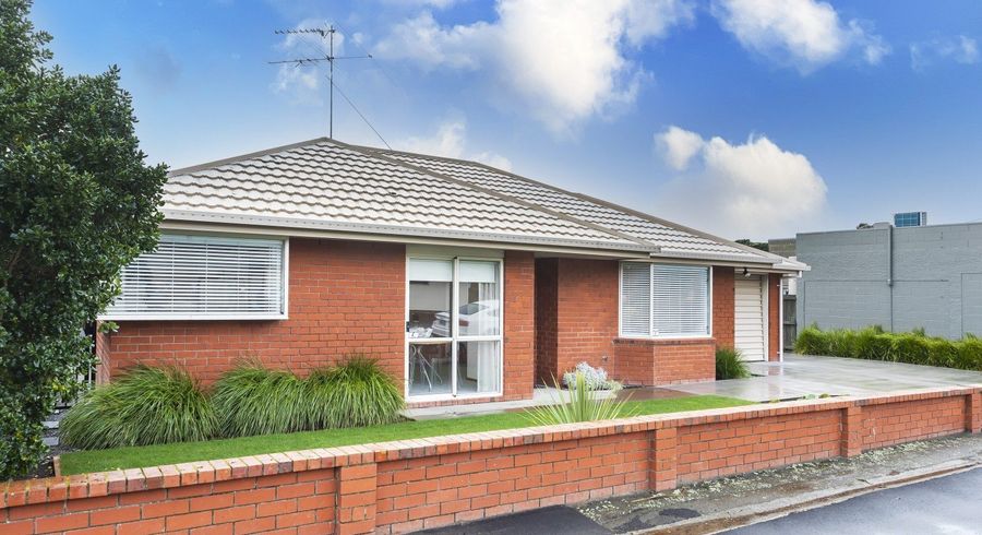  at 83A Main Road, Redcliffs, Christchurch