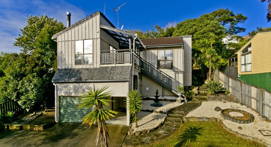  at 81 Oaktree Avenue, Browns Bay, North Shore City, Auckland