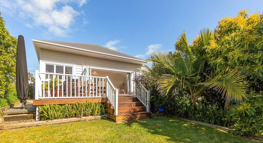  at 28 Patuone Avenue, Devonport, North Shore City, Auckland