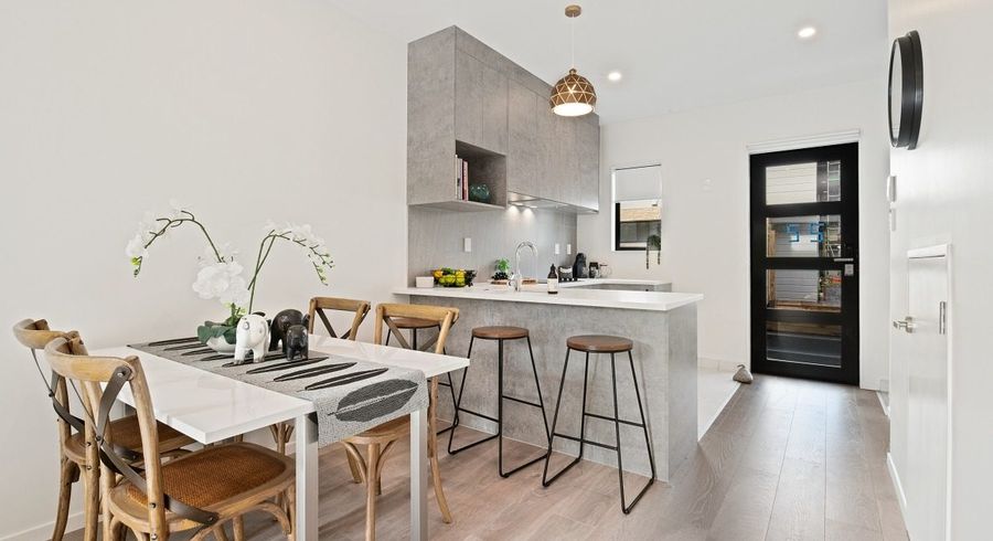  at 37 Fantail Place, Avondale, Auckland