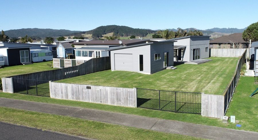  at 126 Rangiora Crescent, Matarangi