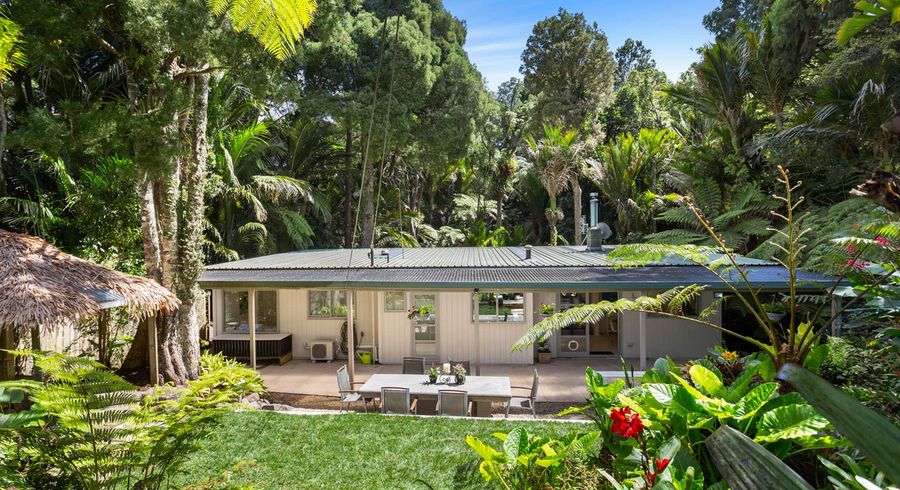  at 3 Opanuku Road, Henderson Valley, Auckland