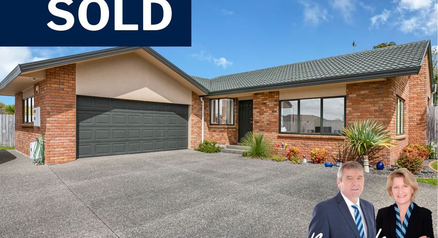  at 4 Chardonnay Rise, Henderson, Auckland