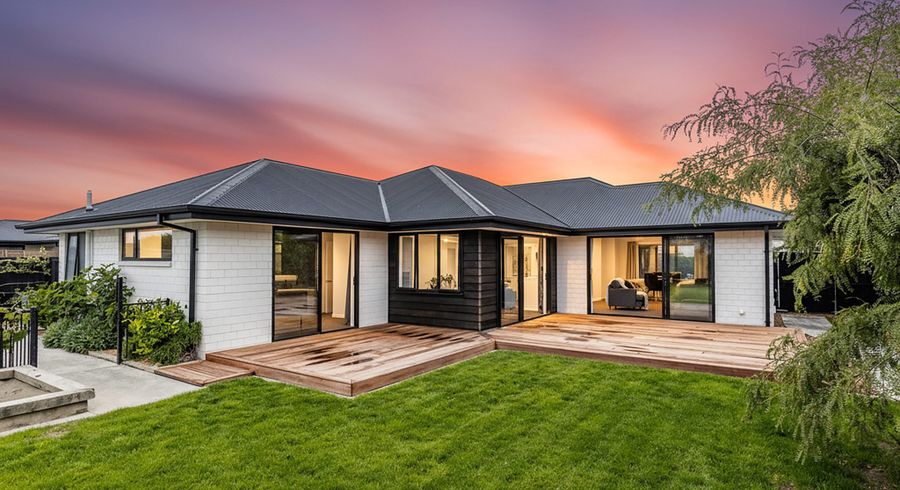  at 6 Full Moon Lane, Rolleston, Rolleston