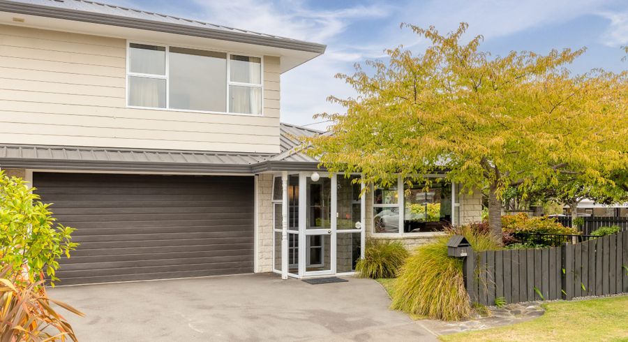  at 2a Woodlau Rise, Cashmere, Christchurch City, Canterbury