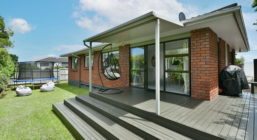  at 2/167 Deep Creek Road, Torbay, Auckland