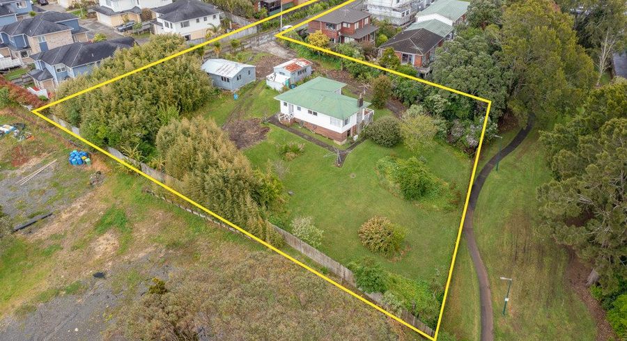  at 1550 Dominion Extension, MOUNT ROSKILL, AUCKLAND