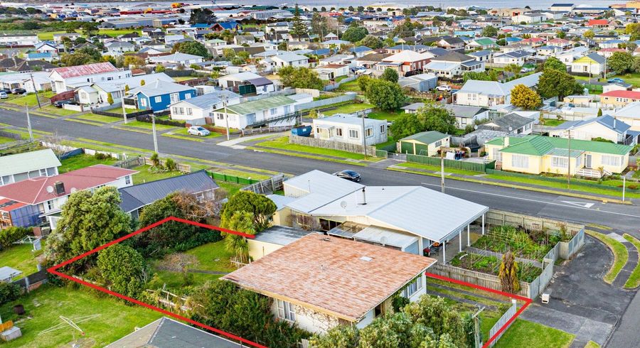  at 34 Miro Street, Castlecliff, Whanganui