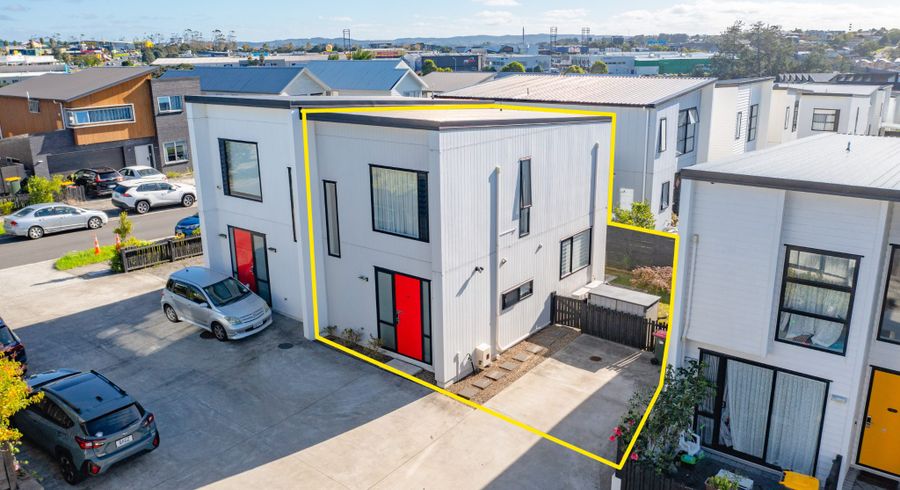  at 30 Tihema Lane, Westgate, Waitakere City, Auckland