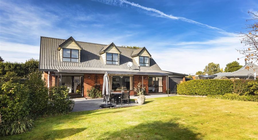  at 9B Goya Place, Bishopdale, Christchurch
