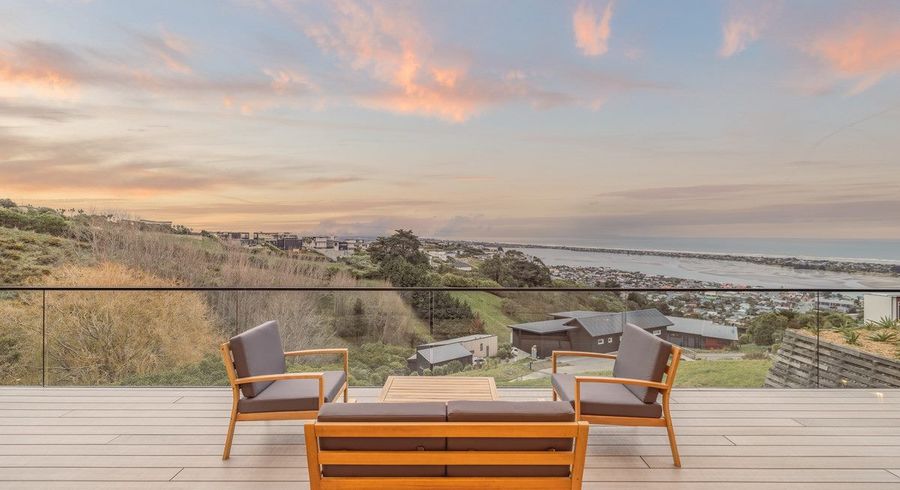  at 7 Francis James Lane, Redcliffs, Christchurch