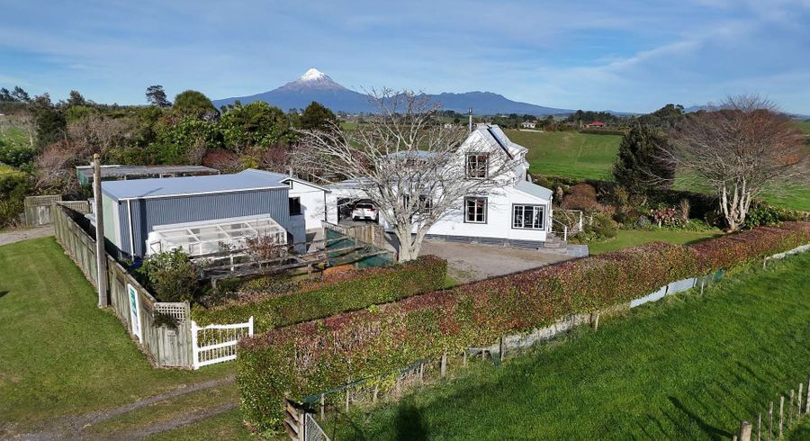  at 198 Ackworth Road, Lepperton, New Plymouth