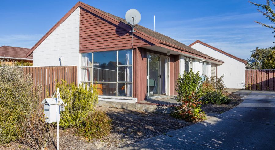  at 1/5 Camrose Place, Ilam, Christchurch