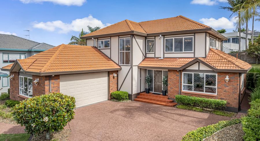  at 32 Reflection Drive, West Harbour, Waitakere City, Auckland