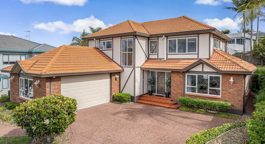  at 32 Reflection Drive, West Harbour, Auckland