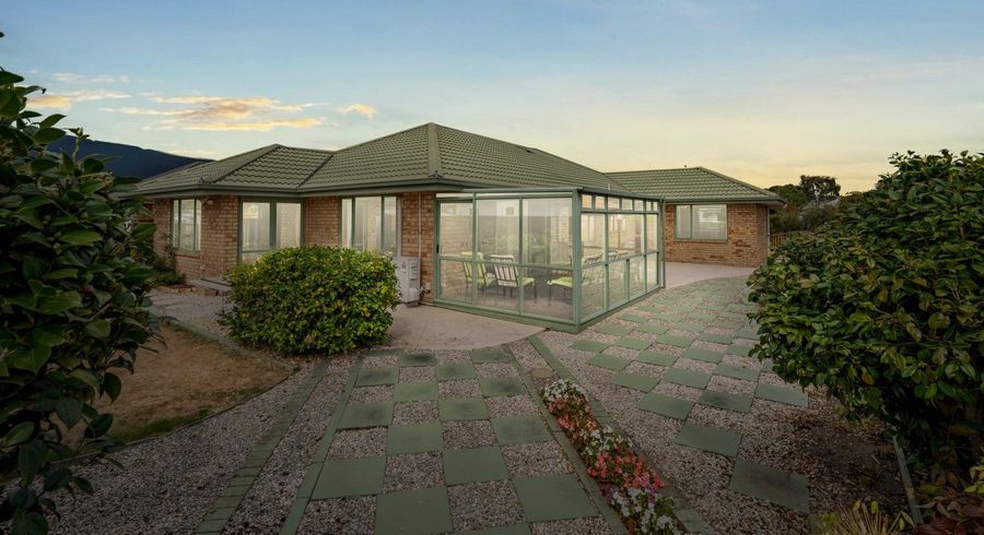  at 22 Kendall View, Stoke, Nelson