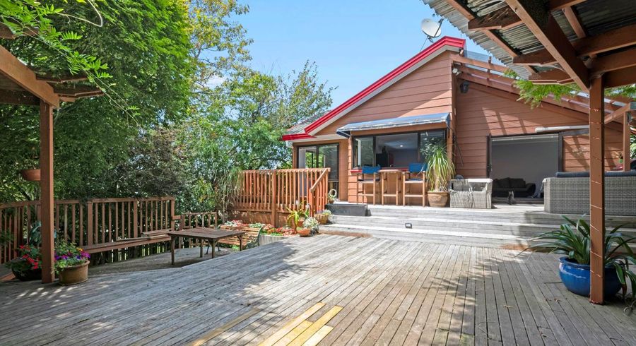  at 11 Ian Sage Avenue, Torbay, Auckland