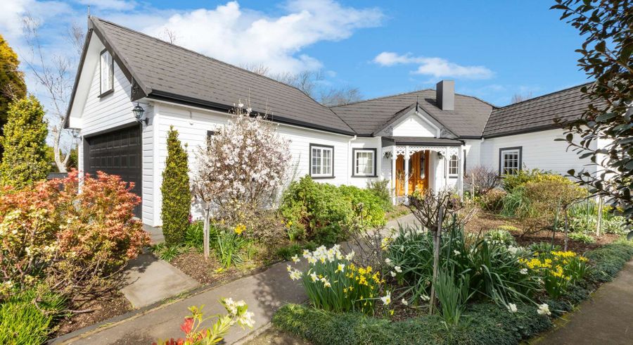  at 424 Mangorei Road, Highlands Park, New Plymouth