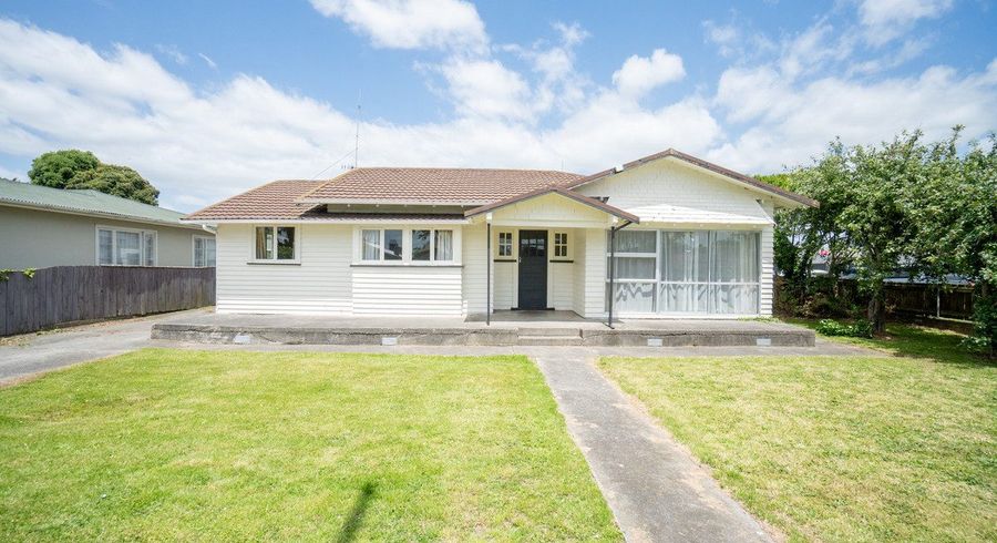  at 184 Ferguson Street, West End, Palmerston North, Manawatu / Whanganui