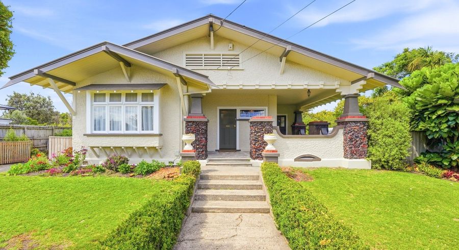  at 17 Sarjeant Street, Gonville, Whanganui, Manawatu / Whanganui