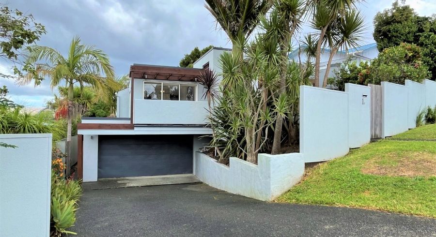  at 1A Sycamore Drive, Sunnynook, North Shore City, Auckland