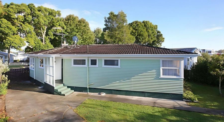  at 10 Mattson Road, Pakuranga, Auckland