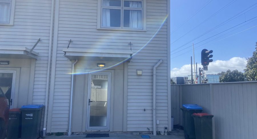  at 103J Mays Rd, Onehunga, Auckland City, Auckland