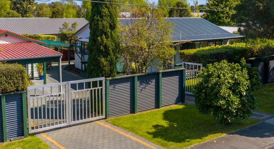  at 2 Wedgewood Grove, Raumati Beach, Paraparaumu