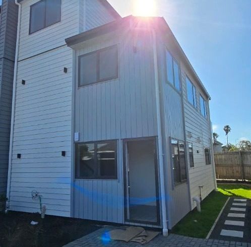 at 3/5 Viola Avenue, Mangere East, Manukau City, Auckland