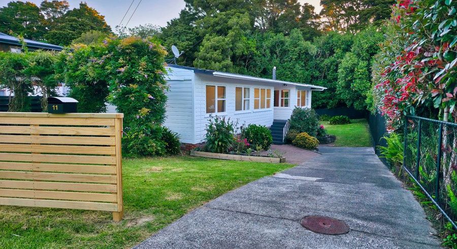  at 11 Hillcrest Grove, Hill Park, Manukau City, Auckland