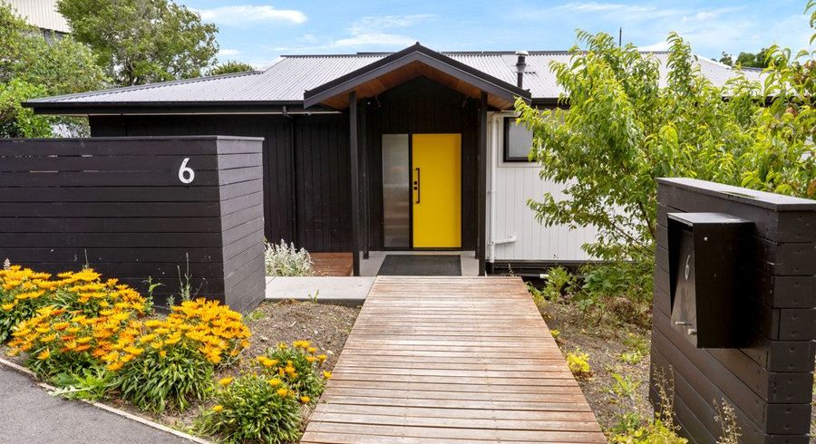  at 6 Roseneath Place, Cashmere, Christchurch City, Canterbury