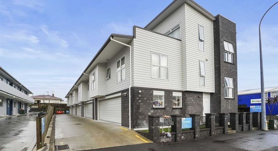  at 3/3 Somerset Street (Room B), Frankton, Hamilton, Waikato