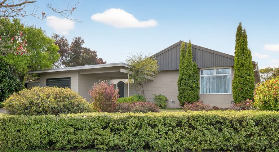  at 40 Harrowdale Drive, Avonhead, Christchurch City, Canterbury