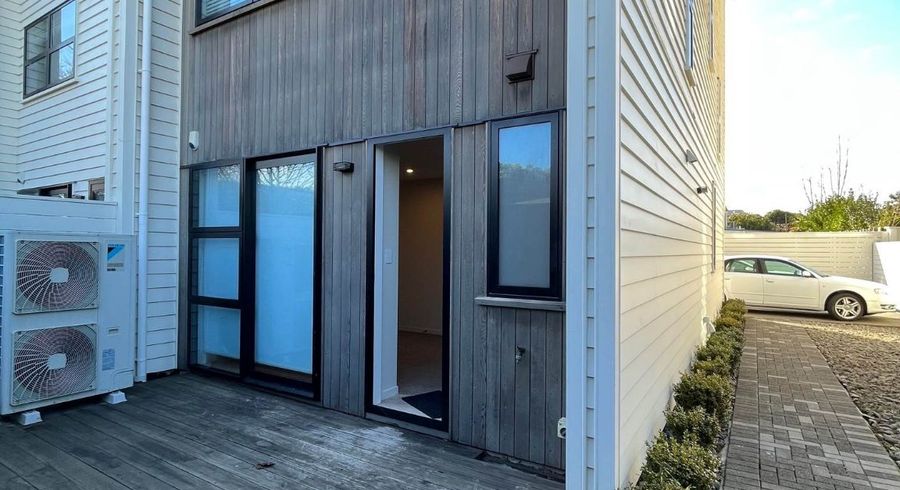  at 7/22 Oak Street, Royal Oak, Auckland