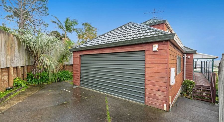  at 1/21 Jumento place, Unsworth Heights, North Shore City, Auckland