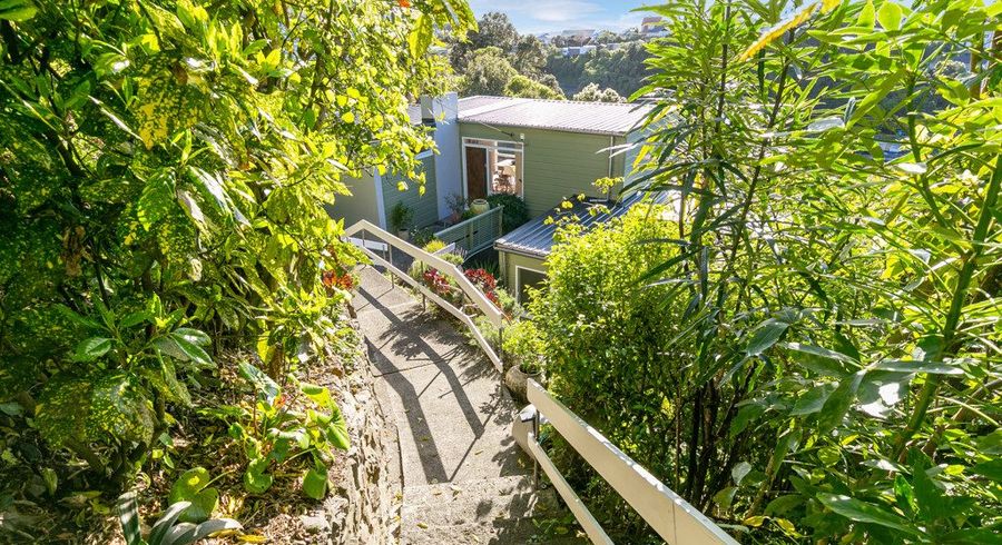  at 33 Espin Crescent, Karori, Wellington