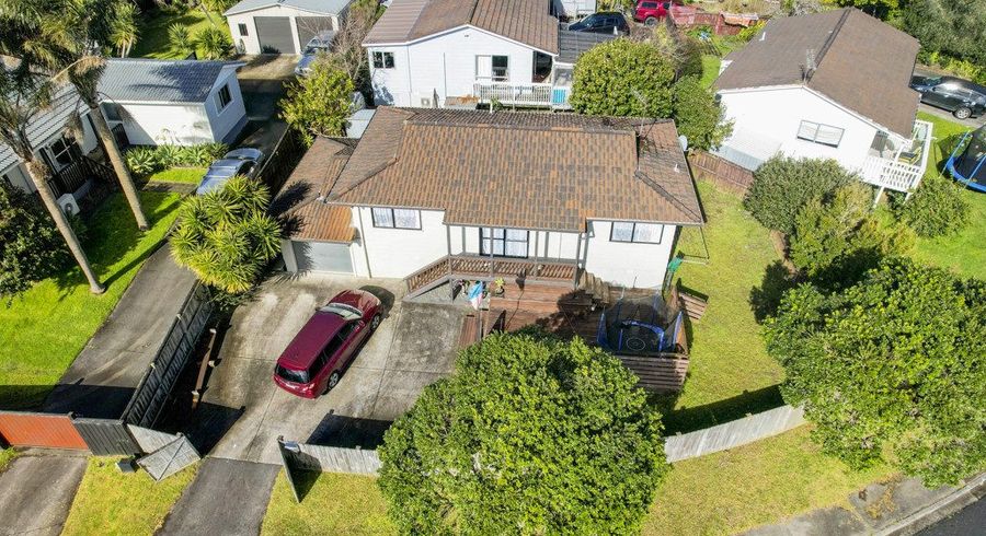  at 6 Katrina Place, Massey, Waitakere City, Auckland